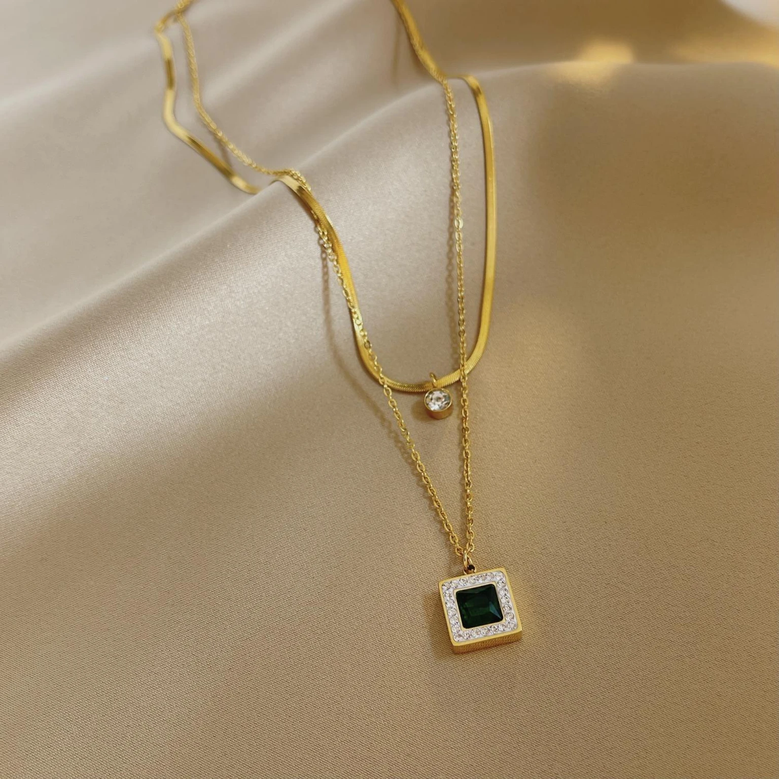 anti-tarnish-square-pendant-necklace