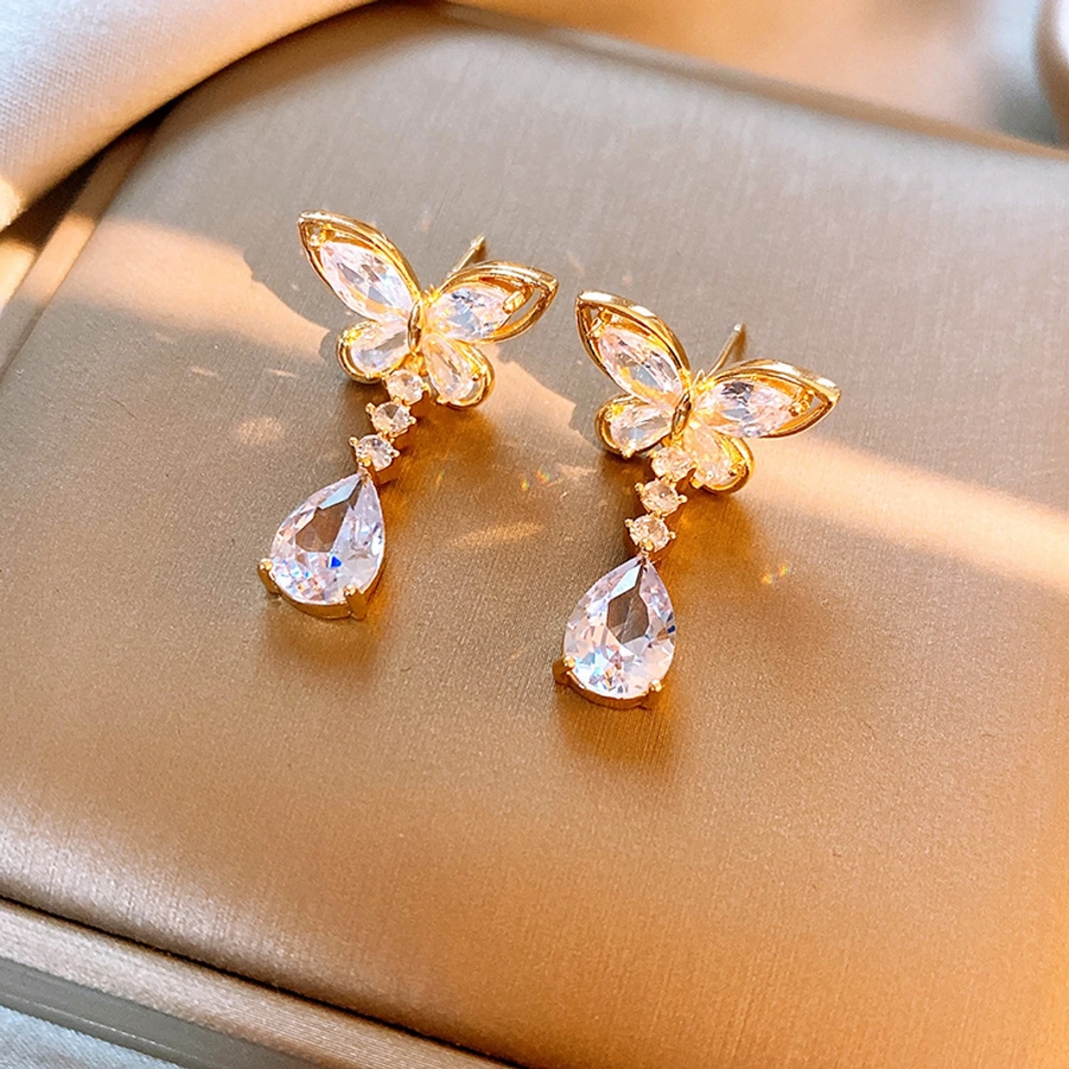 Butterfly Crytal Drop Earrings2