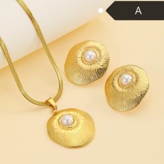 Korean pearl necklace set
