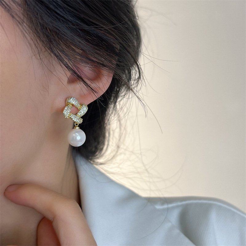 Night Pearl Korean Earrings4