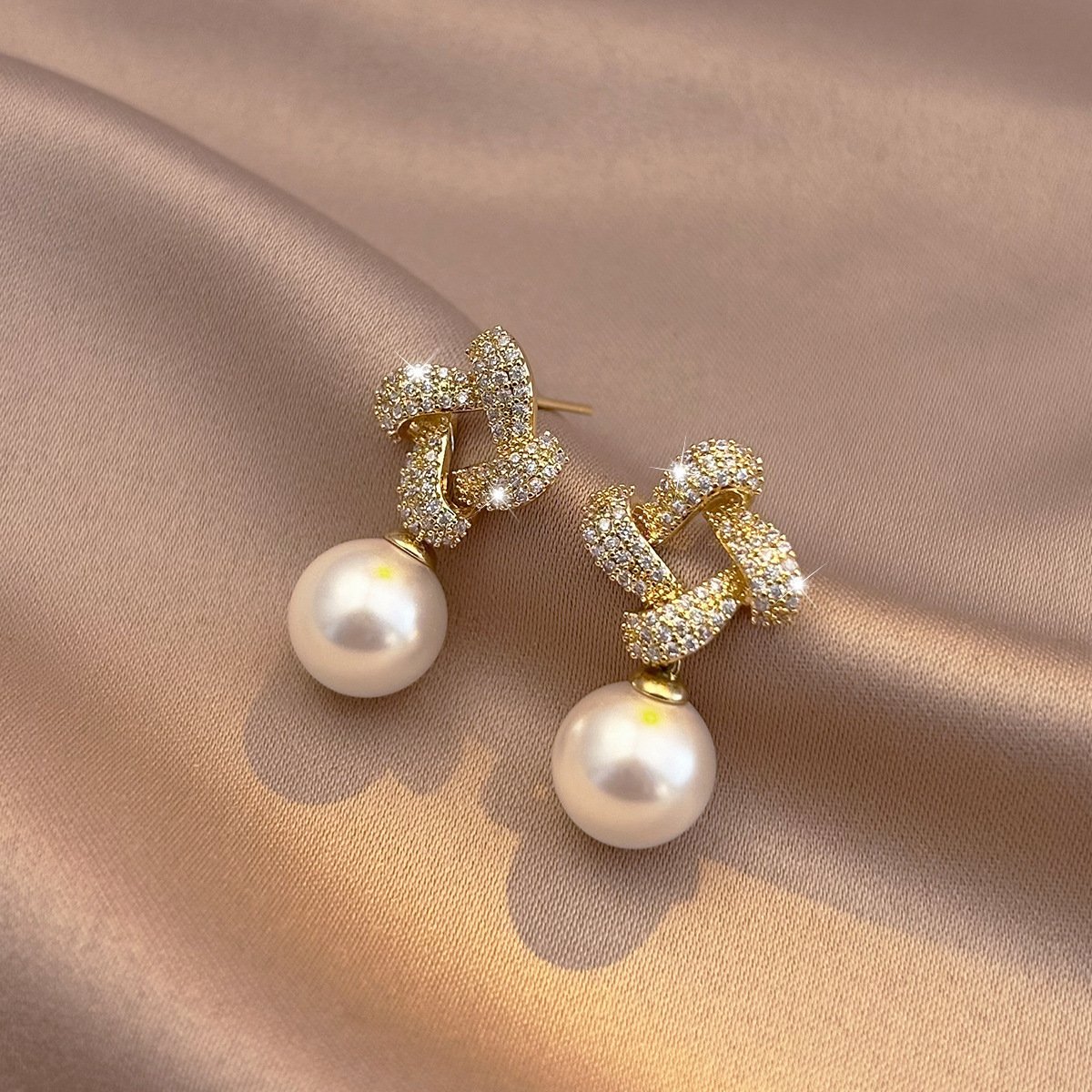 Night Pearl Korean Earrings5